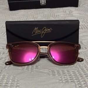 Maui Jim Relaxation Mode Sunglasses EXCELLENT.